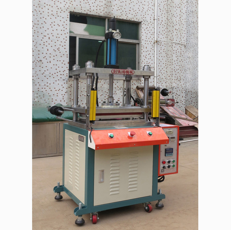 四柱油壓燙金機